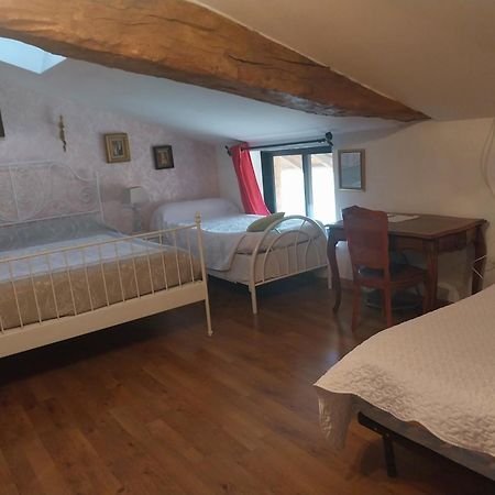 Hotel La Providence à Illiat Extérieur photo