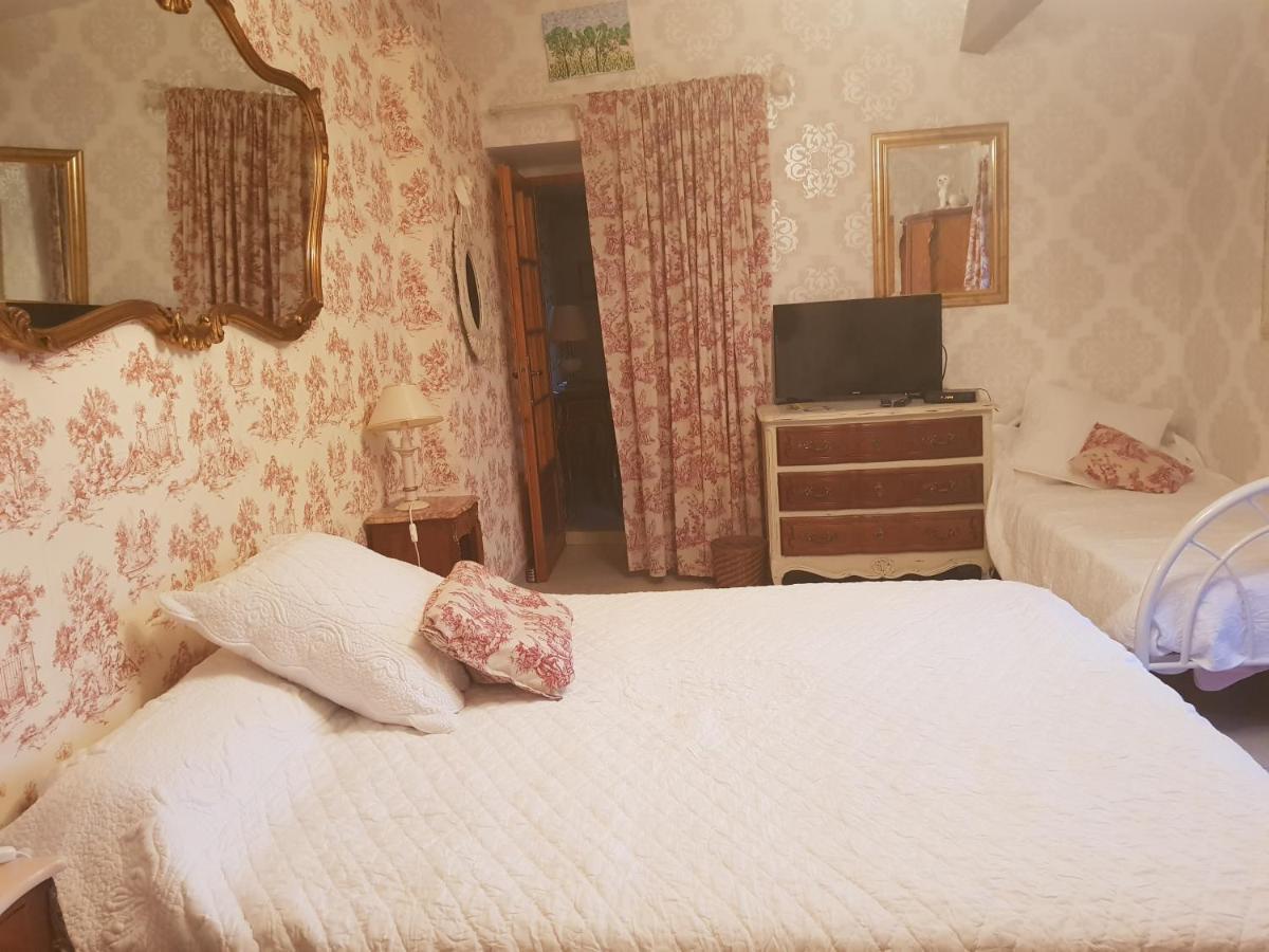 Hotel La Providence à Illiat Extérieur photo