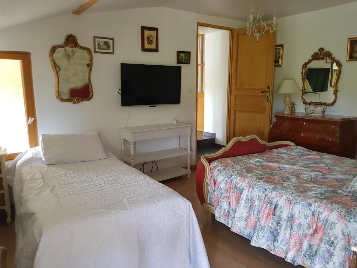 Hotel La Providence à Illiat Extérieur photo